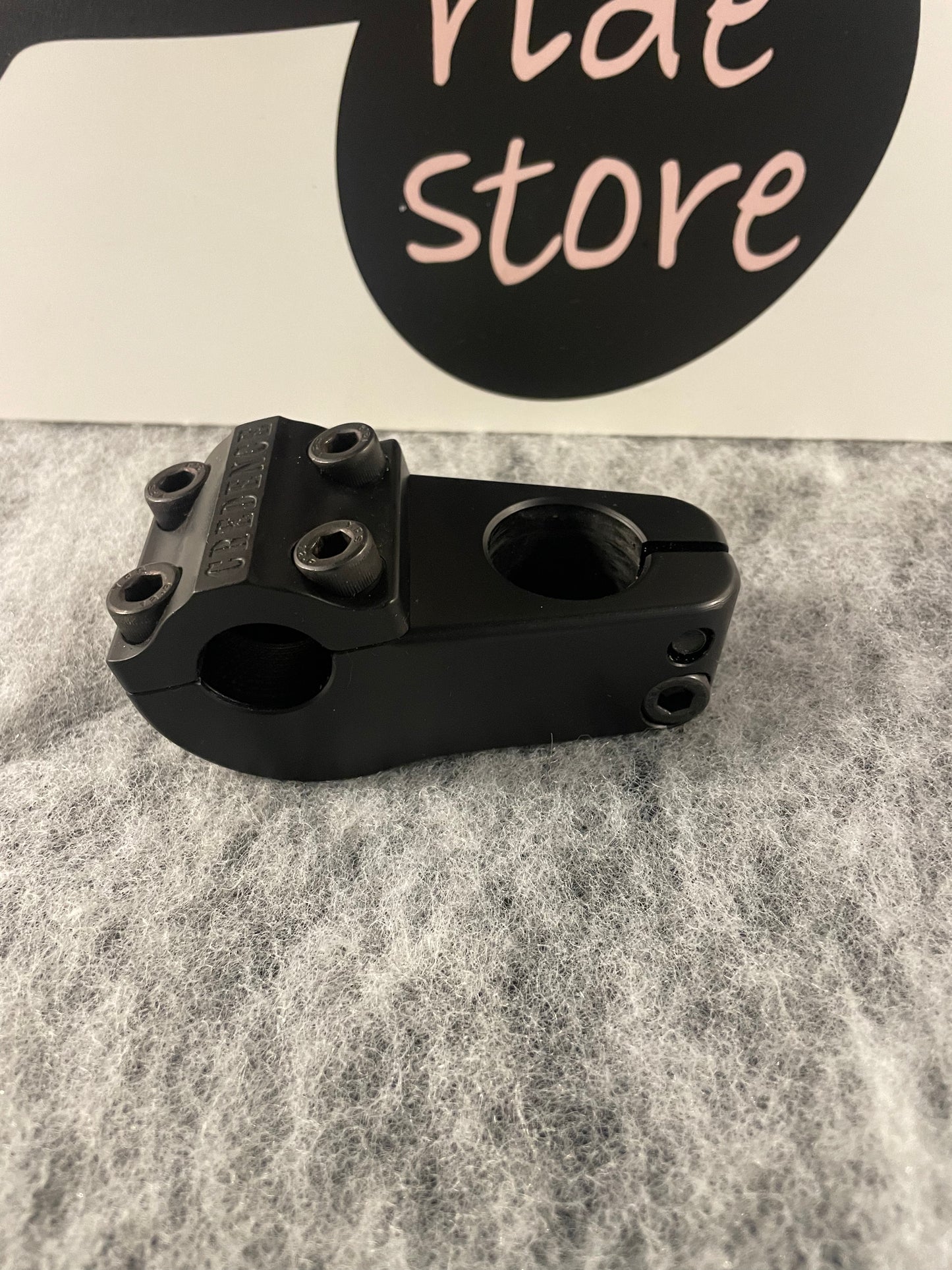 S&M Credence Stem Black
