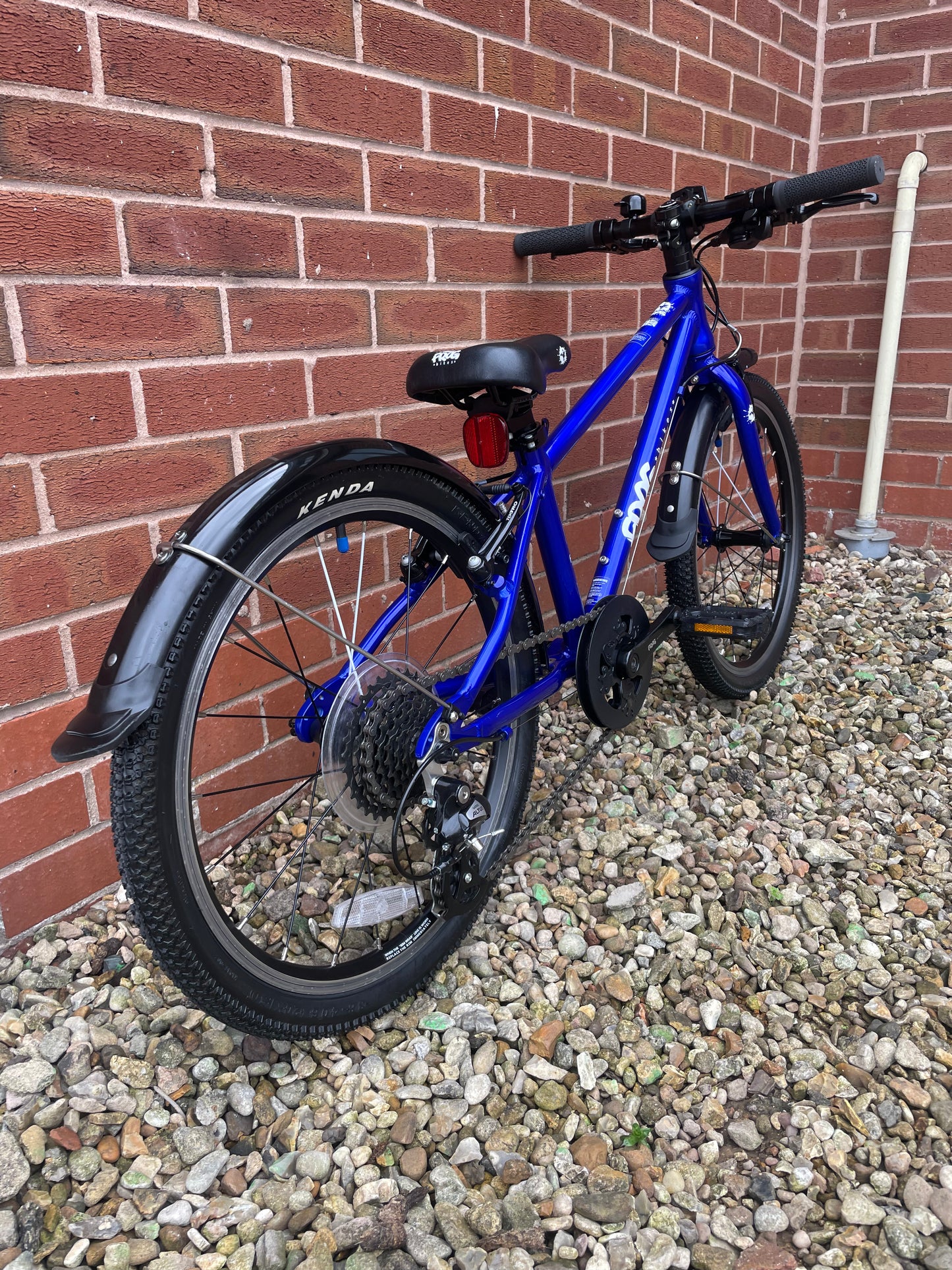 A Pre Loved Frog Bike For Sale, absolutely stunning Frog 53 in Electric Blue, 20” wheels, 8 speed, V brakes, mudguards, very lightweight, nationwide delivery is available.
