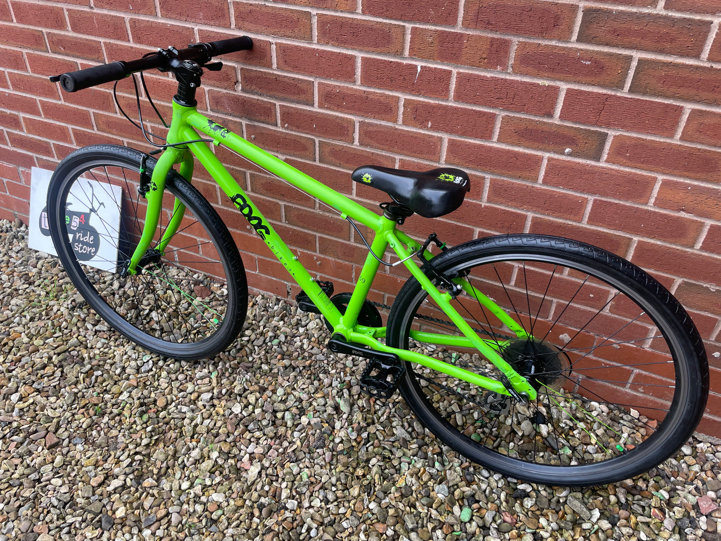 A Pre Loved Frog Bike For Sale, Green Frog 69, 26” wheels, 8 speed, V brakes, very lightweight, nationwide delivery is available.