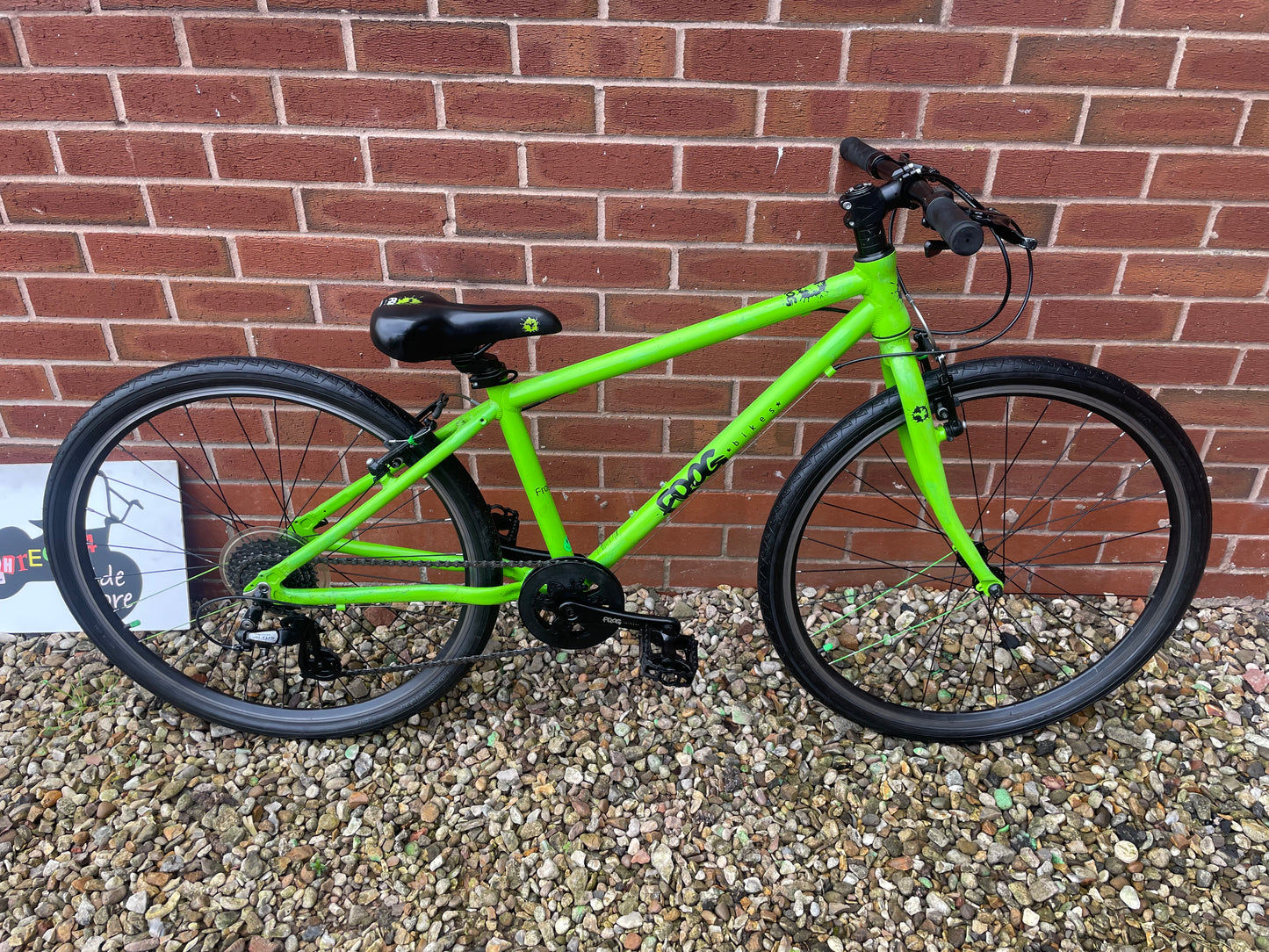 A Pre Loved Frog Bike For Sale, Green Frog 69, 26” wheels, 8 speed, V brakes, very lightweight, nationwide delivery is available.