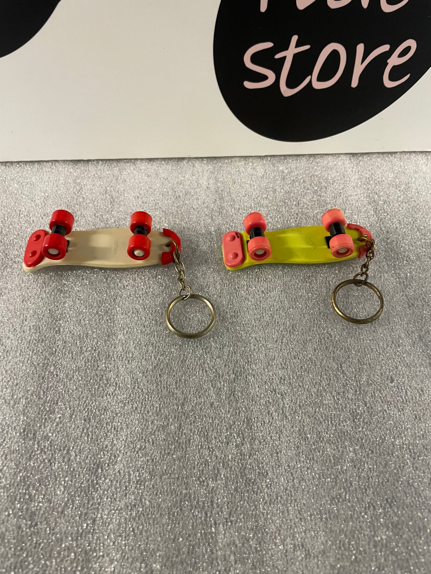 Vintage Skateboard key ring for sale, fingerboard, old school cool.