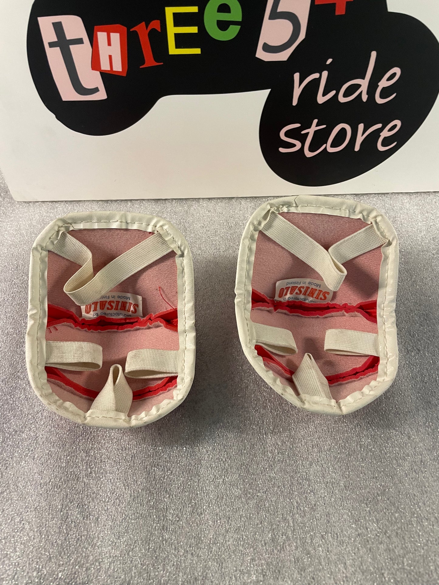 Vintage Sinisalo pads for sale. New Old Stock, hand pads, wrist pads.