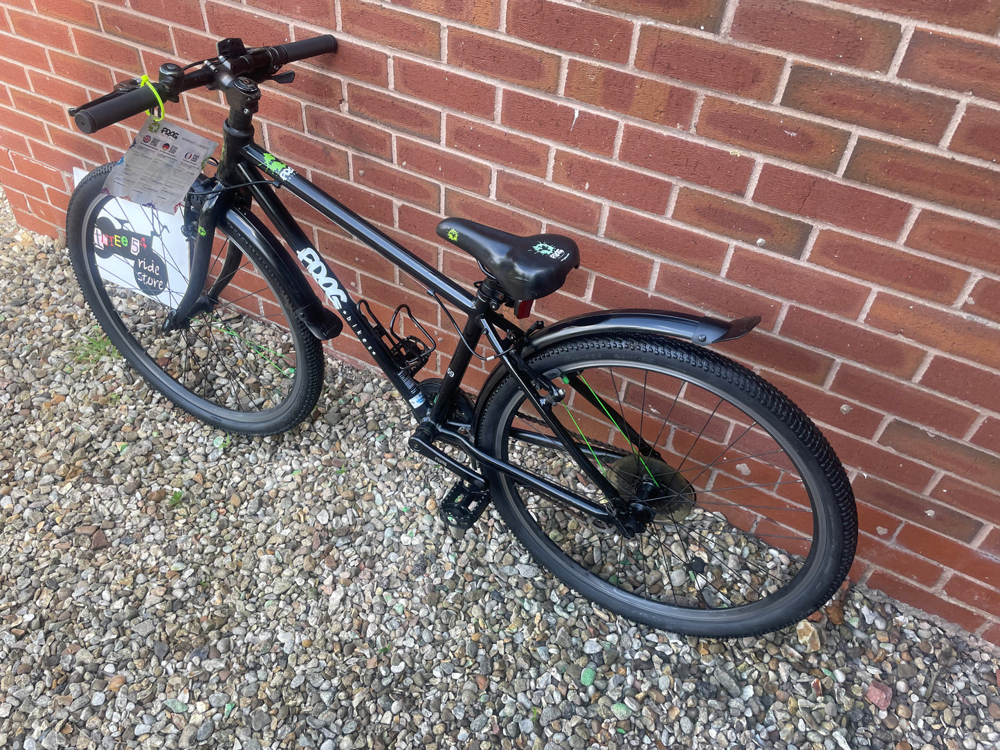 A Pre Loved Frog Bike For Sale, Black Frog 69 Hybrid Bike, 26” wheels, 8 Speed, V brakes, mudguards, bottle cage, very lightweight, 3 month warranty, nationwide delivery is available.