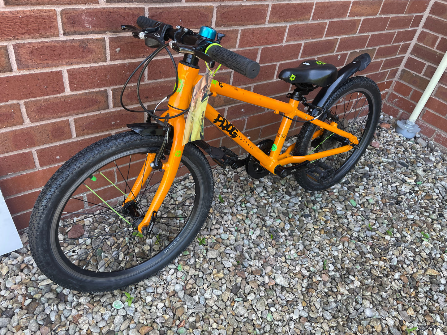 A Pre Loved Frog Bike For Sale, Orange Frog 52 Hybrid bike, 20” wheels, 8 speed, V brakes, very lightweight, 3 month warranty, nationwide delivery.