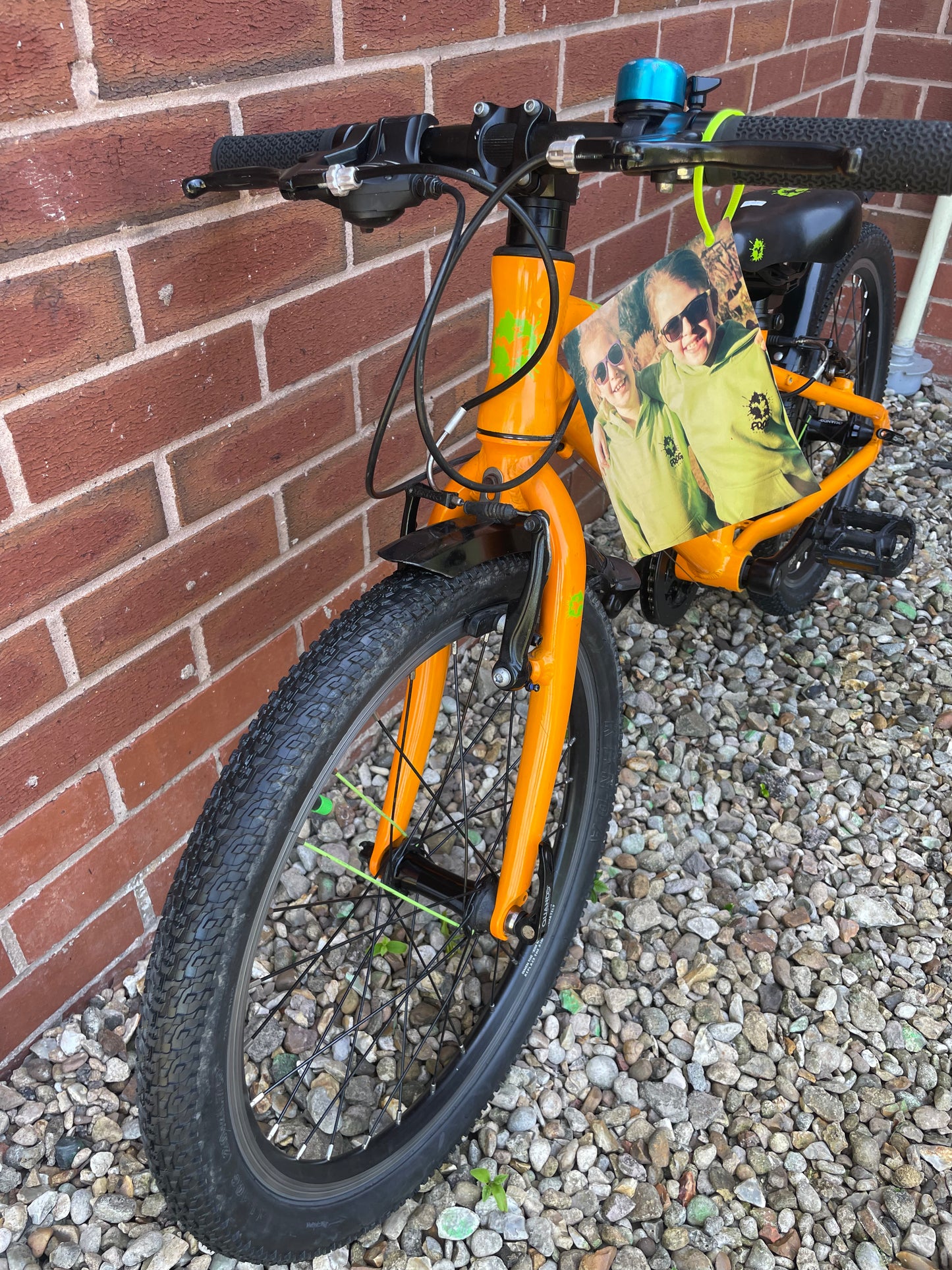 A Pre Loved Frog Bike For Sale, Orange Frog 52 Hybrid bike, 20” wheels, 8 speed, V brakes, very lightweight, 3 month warranty, nationwide delivery.