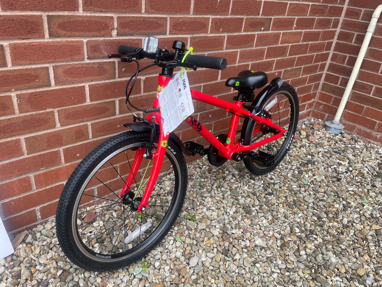 A Pre Loved Frog Bike For Sale, Red Frog 52s single speed 20” model, as new, 20” wheels, V brakes, 3 month warranty, nationwide delivery is available.