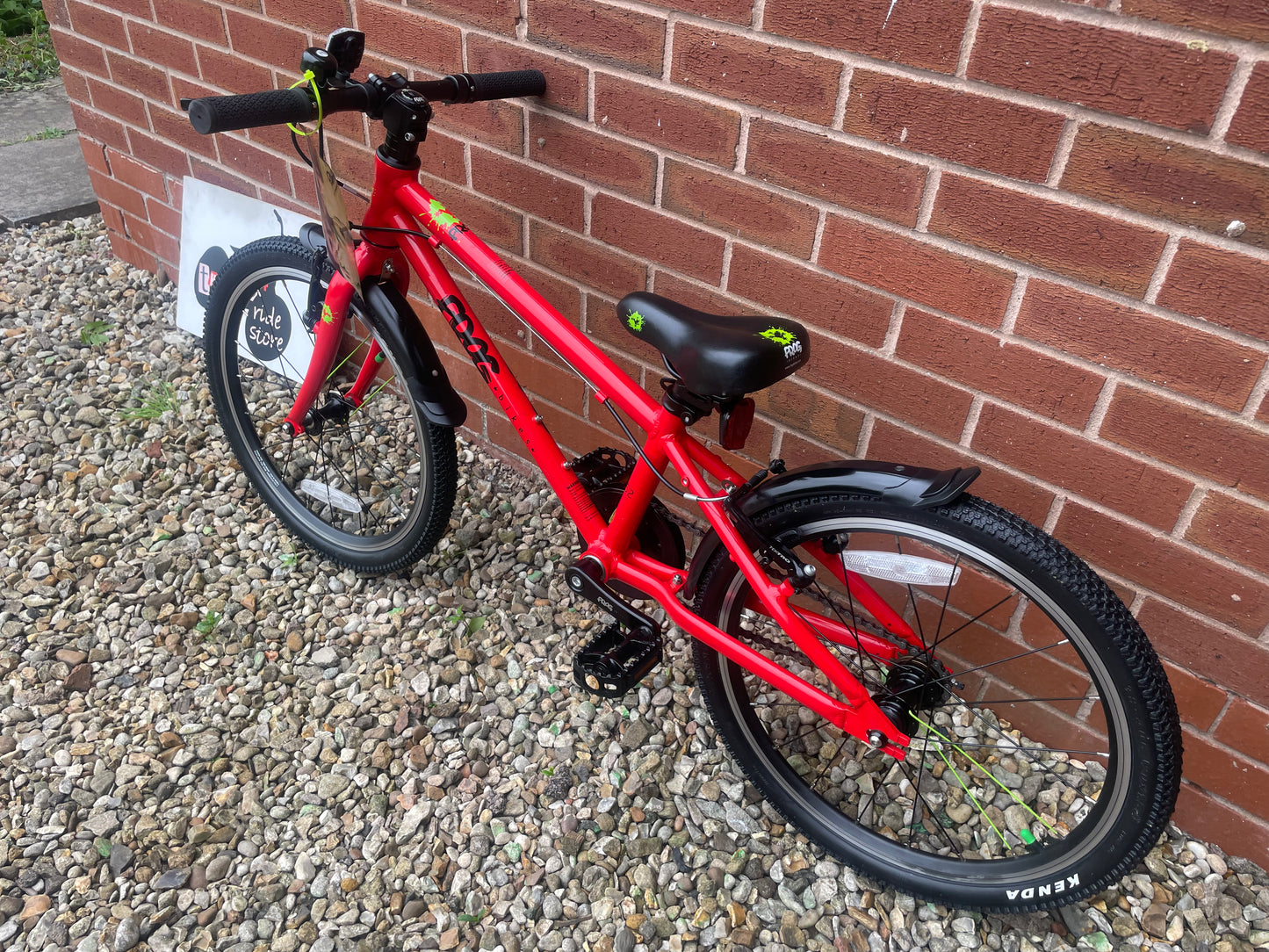 A Pre Loved Frog Bike For Sale, Red Frog 52s single speed 20” model, as new, 20” wheels, V brakes, 3 month warranty, nationwide delivery is available.