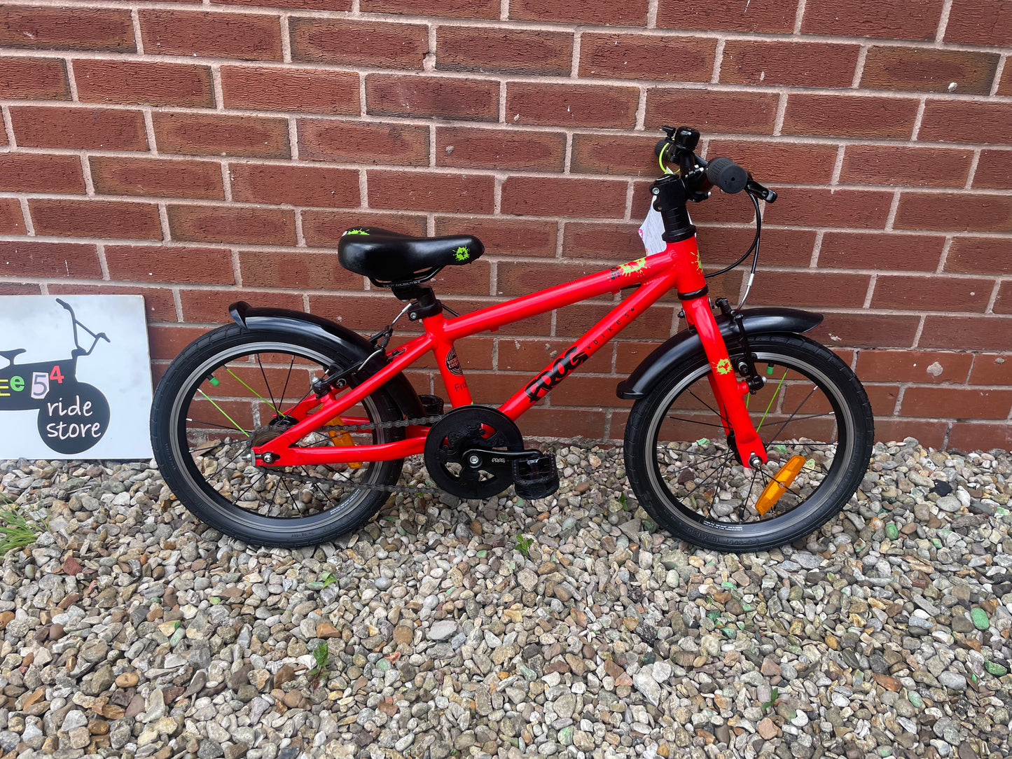 A Pre Loved Frog Bike For Sale, Red Frog 48 first pedal bike, 16” wheels, V brakes, mudguards, padded seat, very lightweight, 3 month warranty, nationwide delivery is available.
