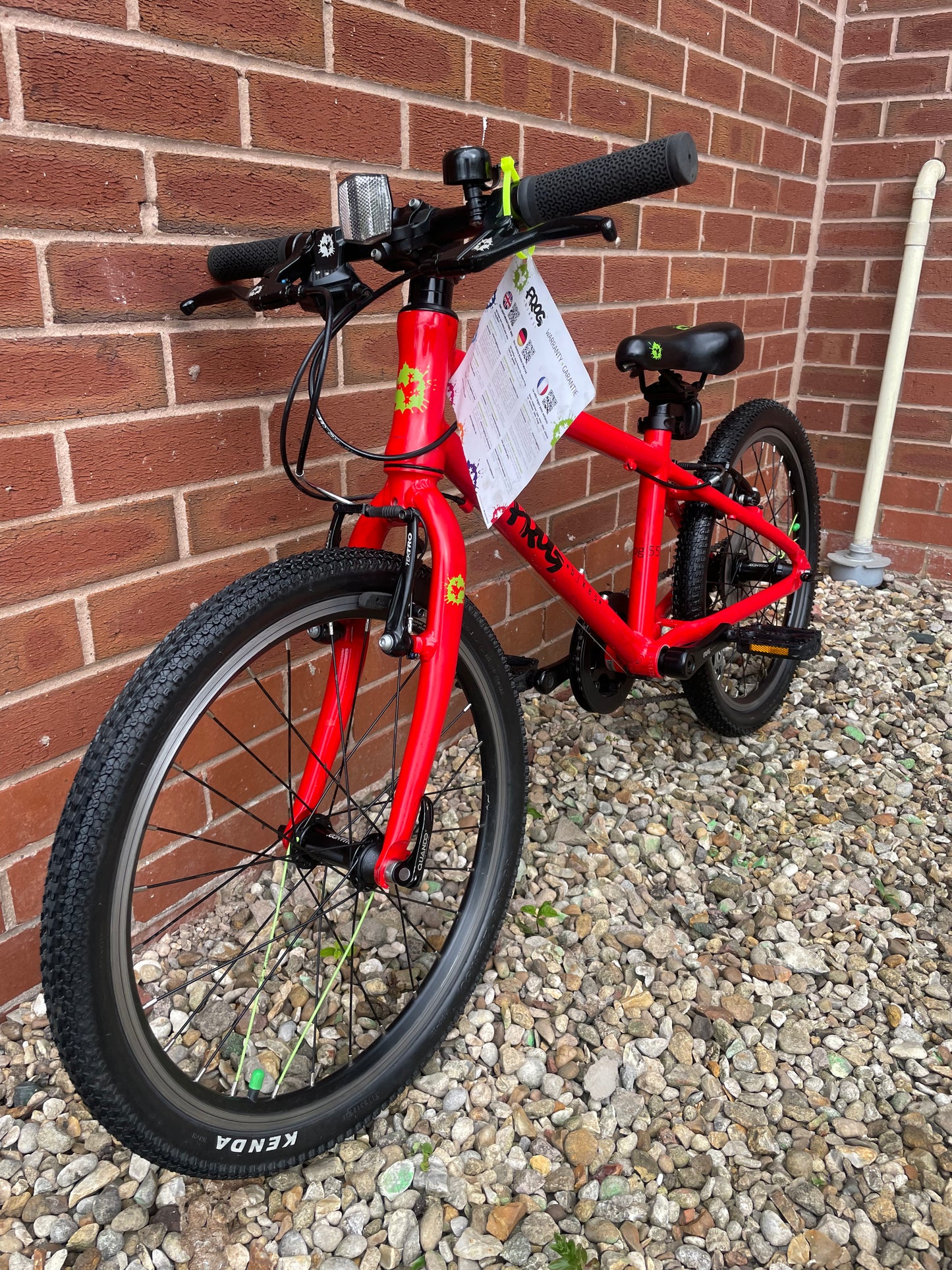 A Pre Loved Frog Bike For Sale, Red Frog 55 Hybrid bike, 20” wheels, 8 speed, V brakes, very lightweight, 3 month warranty, nationwide delivery is available.