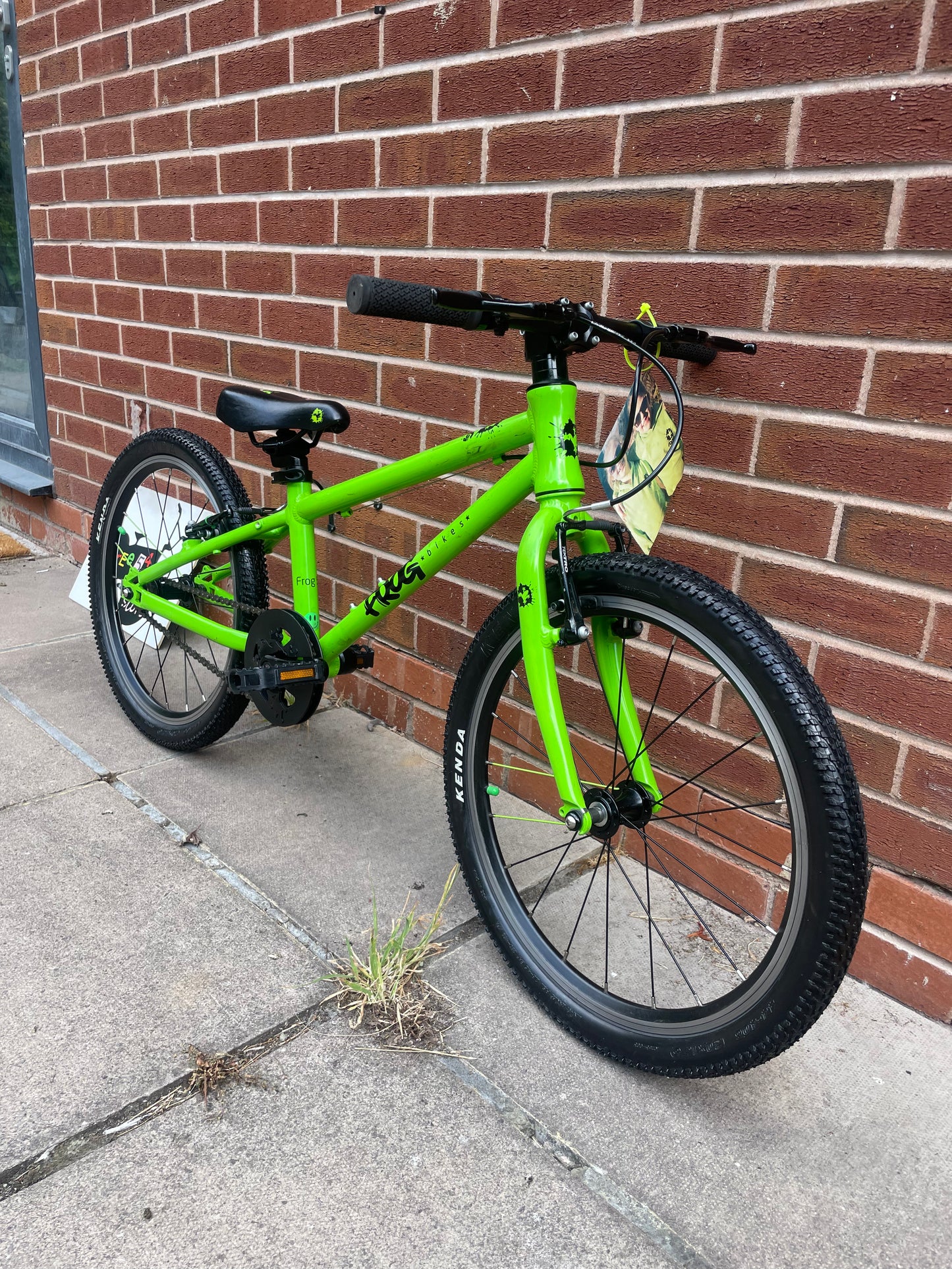 A Pre Loved Frog Bike For Sale, Green Frog 52S single speed 20” bike, ideal SEN child’s bike as no gears. V brakes, very lightweight, 3 months warranty, nationwide delivery is available.