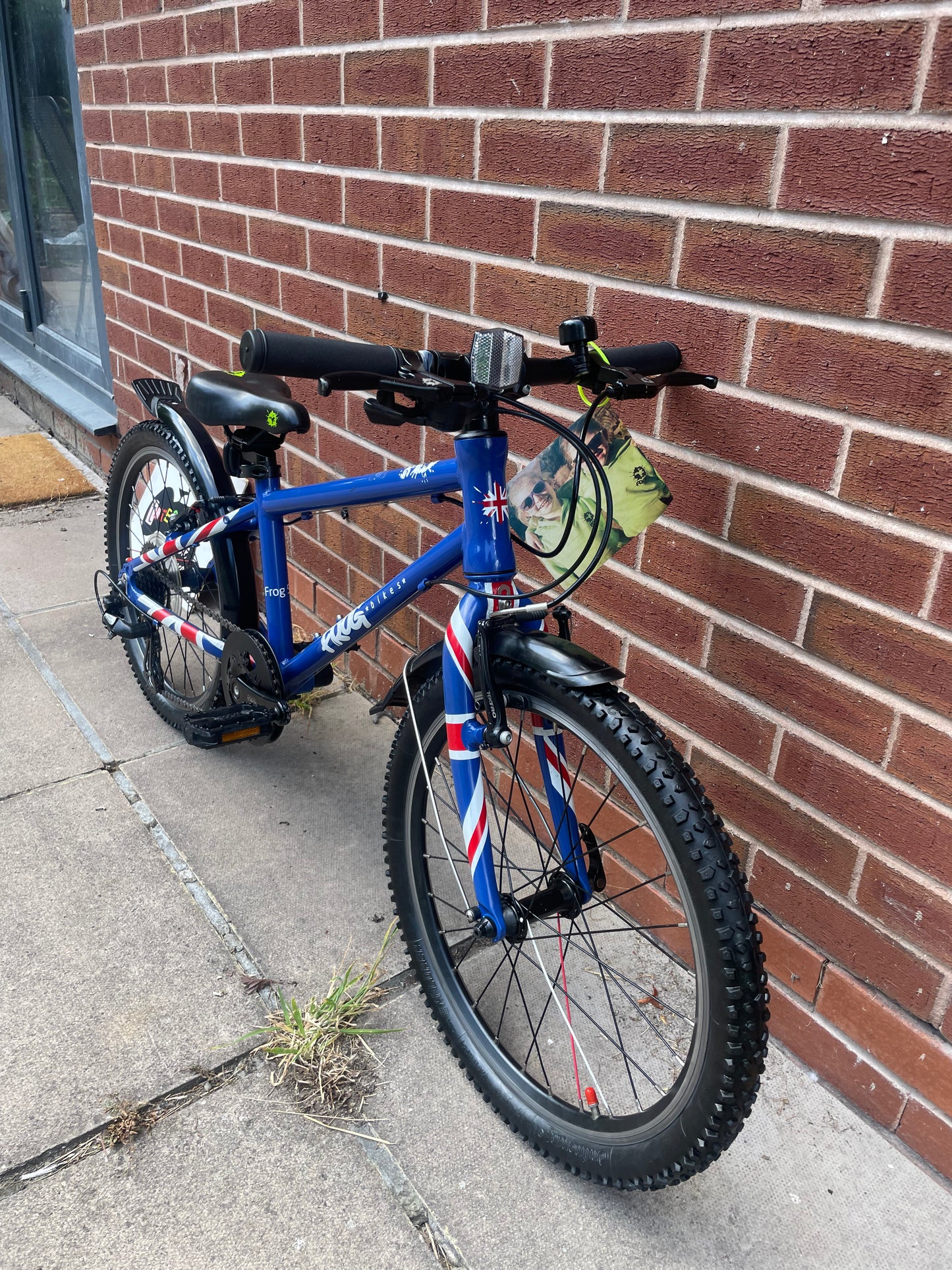A Pre Loved Frog Bike For Sale, Blue Union Jack Frog 55, 20” wheels, 8 speed, V brakes, mudguards, very lightweight, 3 months warranty, nationwide delivery is available.