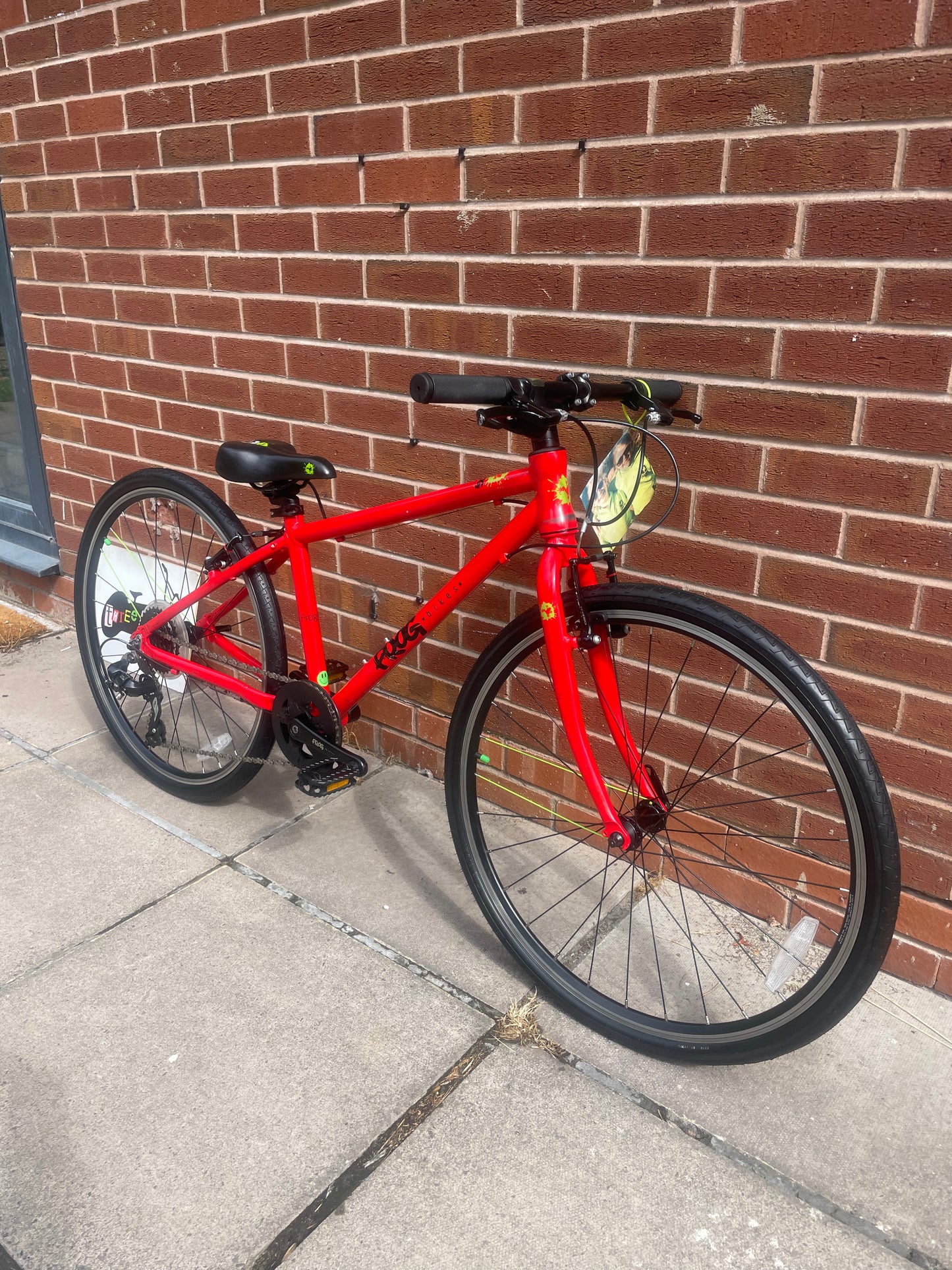 A Pre Loved Frog Bike For Sale, Red Frog 69, 26β wheels, 8 gears, V brakes, very lightweight, 3 months warranty, nationwide delivery is available.