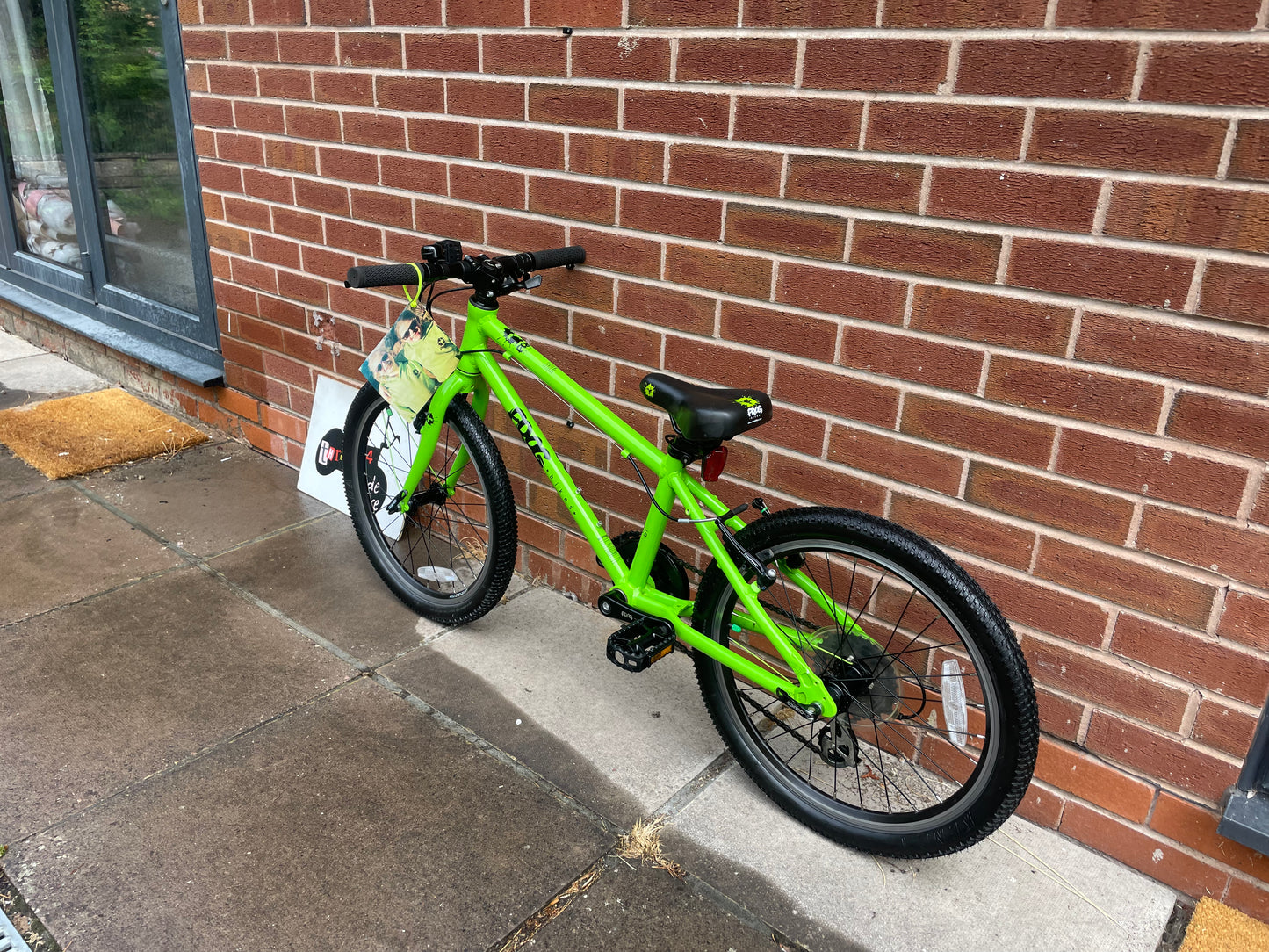 A Pre Loved Frog Bike For Sale, Green Frog 55 Hybrid Bicycle, 20” wheels, 8 gears, V brakes, very lightweight, 3 months warranty, nationwide delivery is available.