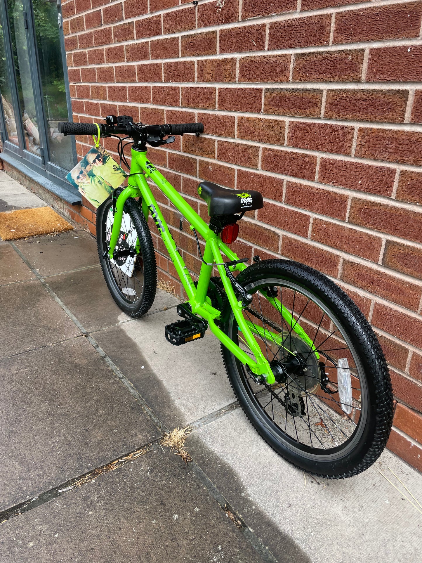 A Pre Loved Frog Bike For Sale, Green Frog 55 Hybrid Bicycle, 20” wheels, 8 gears, V brakes, very lightweight, 3 months warranty, nationwide delivery is available.
