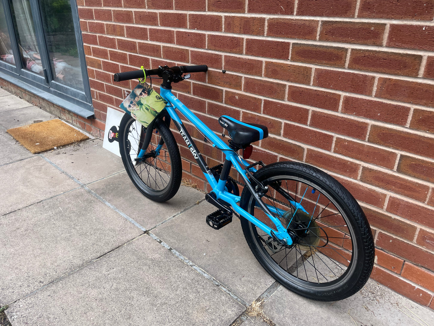 A Pre Loved Frog Bike For Sale, Team Sky Frog 52, 20” wheels, 8 gears, V brakes, very lightweight, nationwide delivery is available.