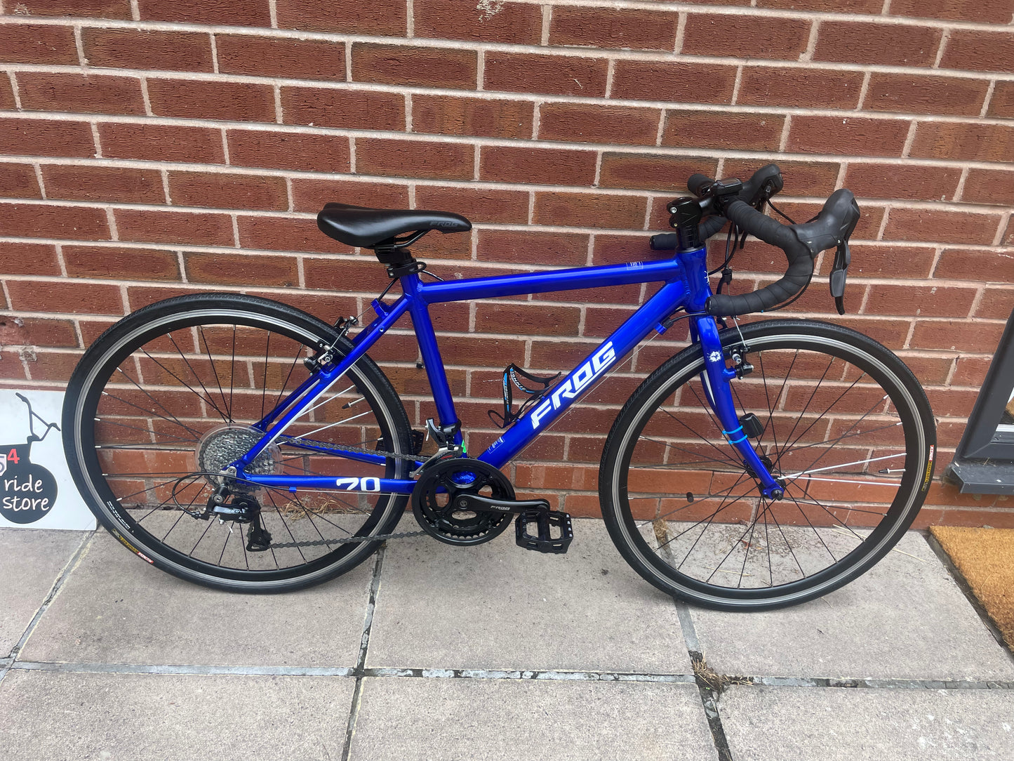 A Pre Loved Frog Bike For Sale, Electric Blue Frog 70 youth competition road bike, excellent condition, rides like new, 3 months warranty, nationwide delivery is available.