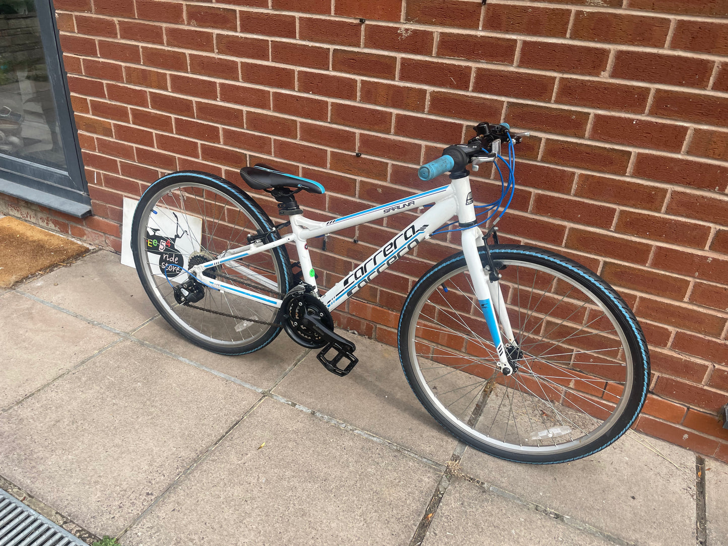A Pre Loved Carrera For Sale, 26” Carrera Saruna, white and blue, 21 speed, V brakes, very lightweight, nationwide delivery is available.