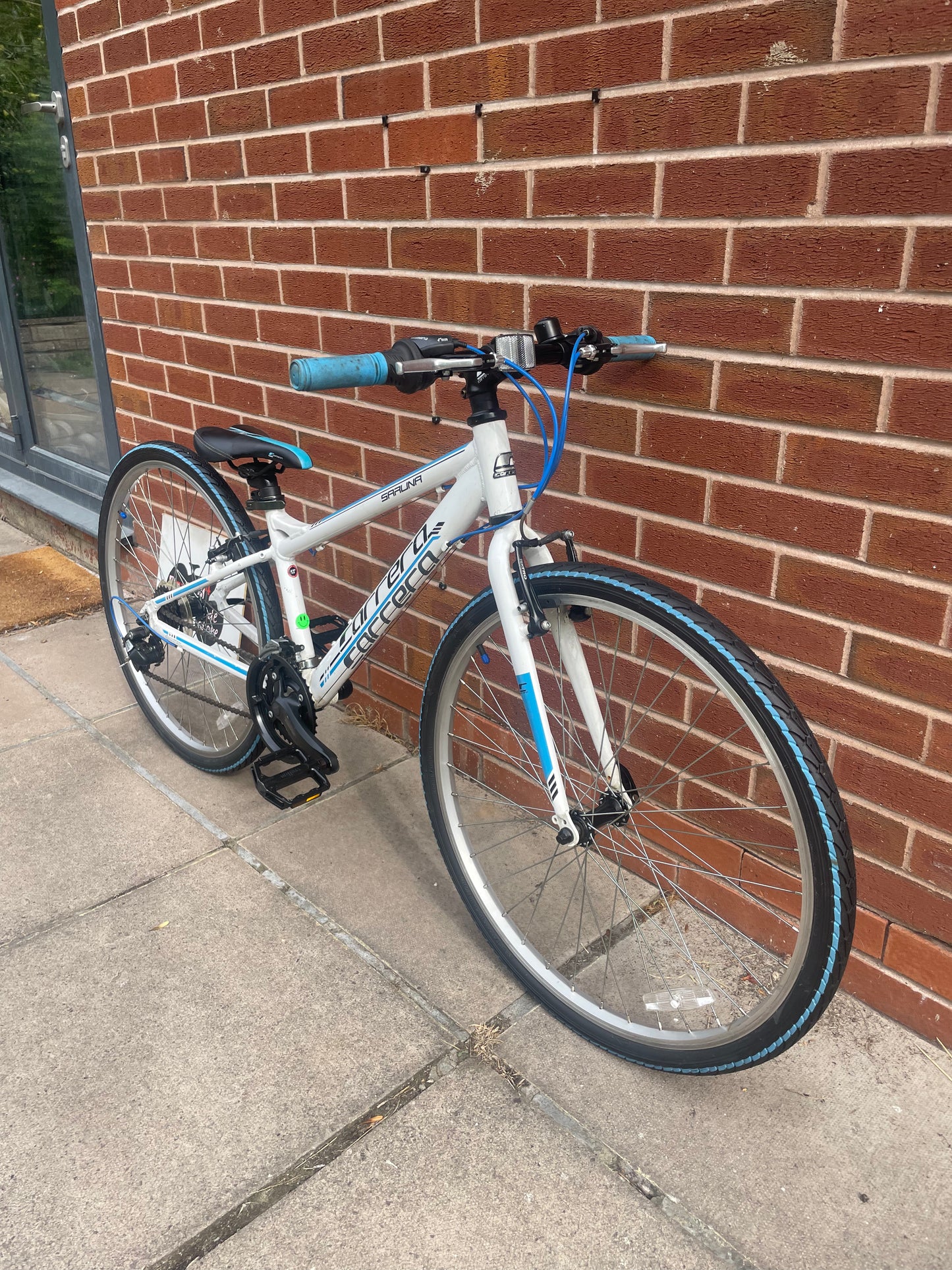 A Pre Loved Carrera For Sale, 26” Carrera Saruna, white and blue, 21 speed, V brakes, very lightweight, nationwide delivery is available.