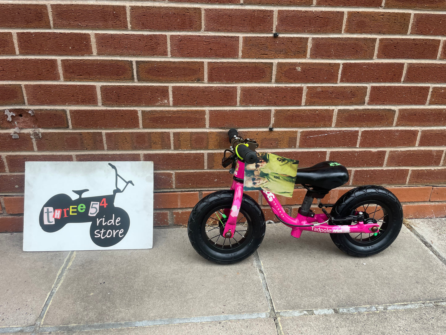 A Pre Loved Frog Bike For Sale, Pink Frog Tadpole Mini balance bike, rear V brake, very lightweight, nationwide delivery is available.