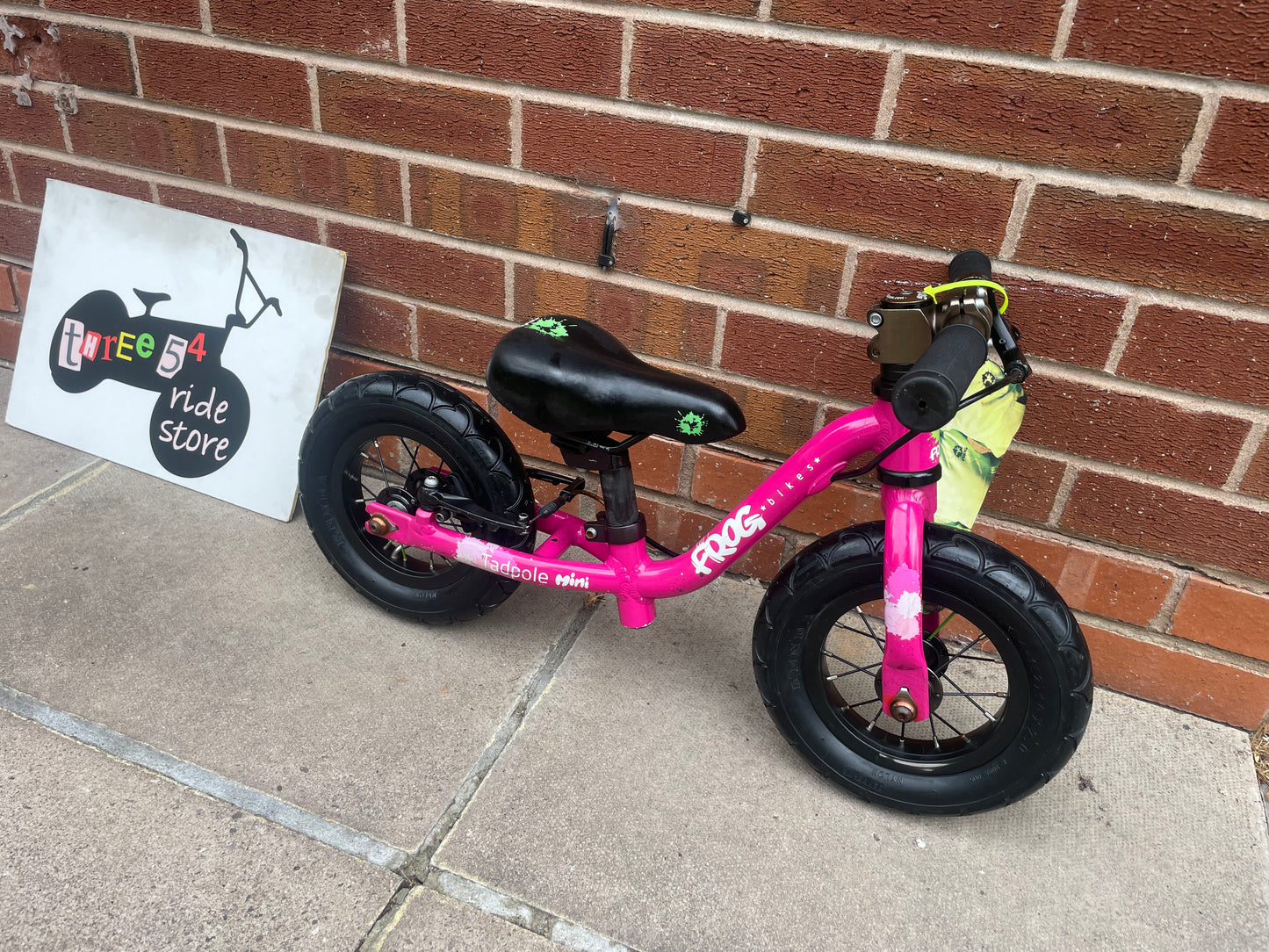 A Pre Loved Frog Bike For Sale, Pink Frog Tadpole Mini balance bike, rear V brake, very lightweight, nationwide delivery is available.