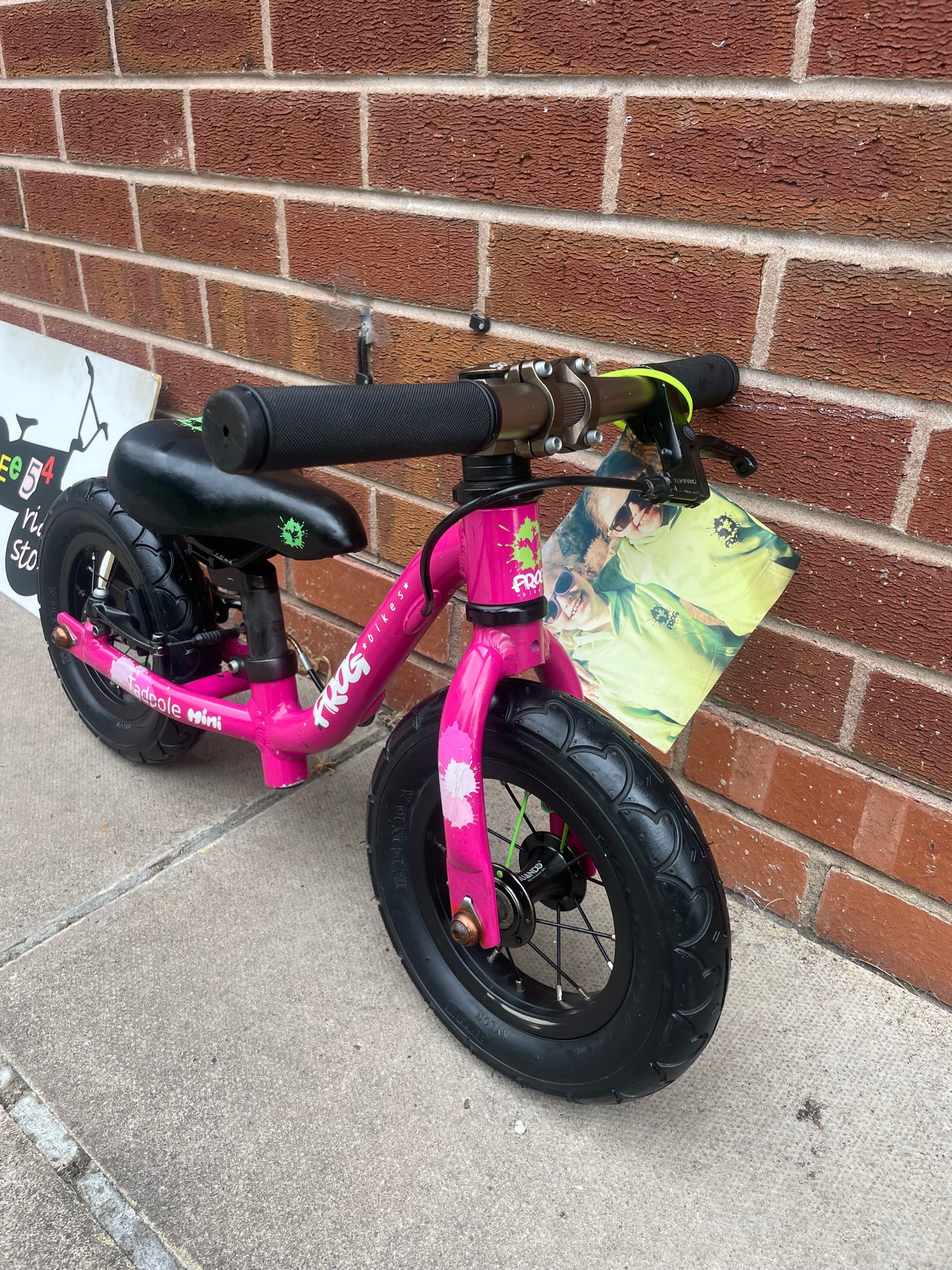 A Pre Loved Frog Bike For Sale, Pink Frog Tadpole Mini balance bike, rear V brake, very lightweight, nationwide delivery is available.