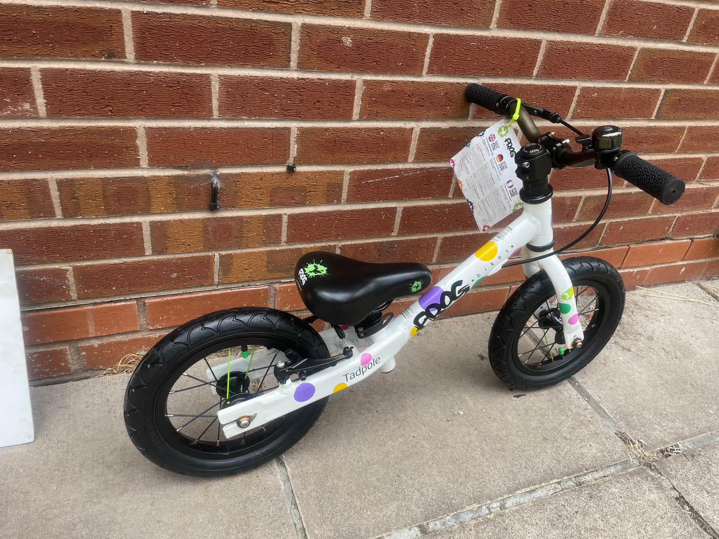 A Pre Loved Frog Bike For Sale, White/Spotty Frog Tadpole Balance Bike, rear V brake, padded seat, nationwide delivery is available.