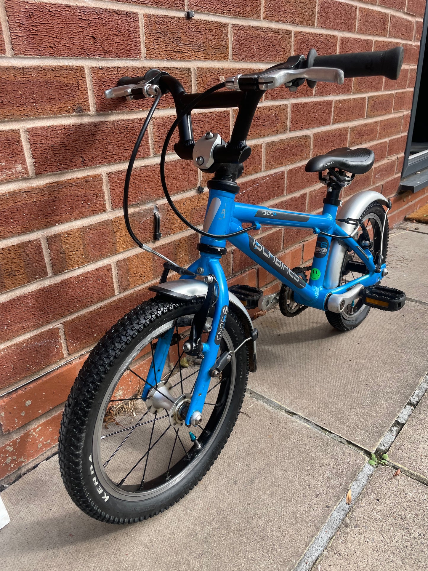 A Pre Loved Isla Cnoc 14 first pedal bike For Sale, Blue, 14” wheels, V brakes, mudguards, very lightweight, nationwide delivery is available.