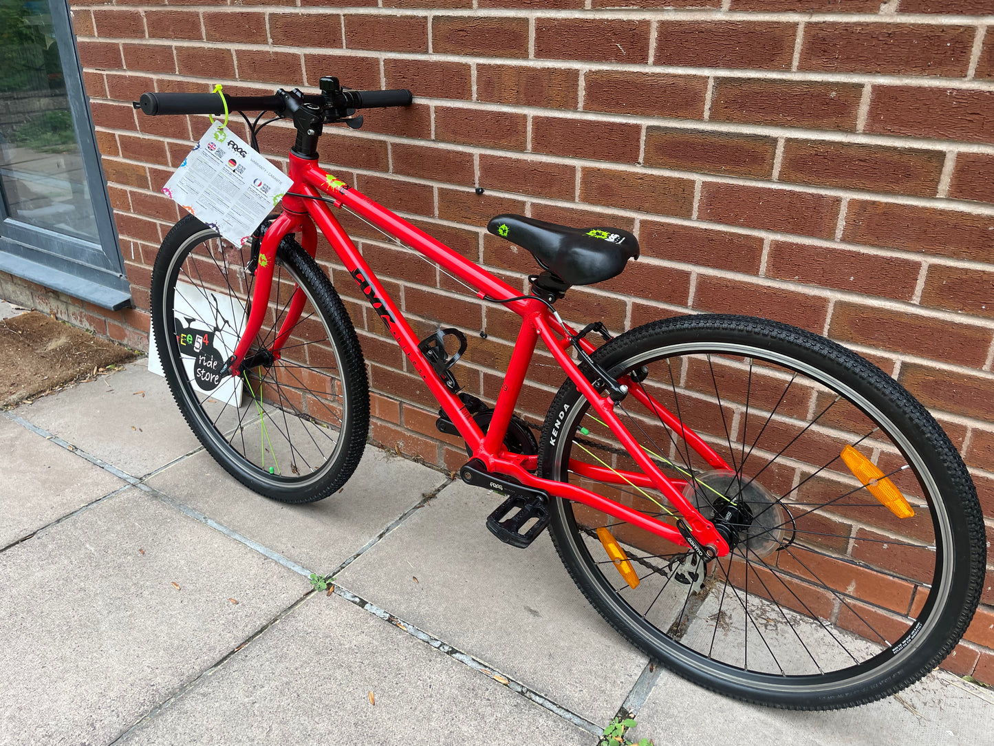 A Pre Loved Frog Bike For Sale, Red Frog 69, 26β wheels, 8 speed, V brakes, bottle cage, very lightweight, nationwide delivery is available.