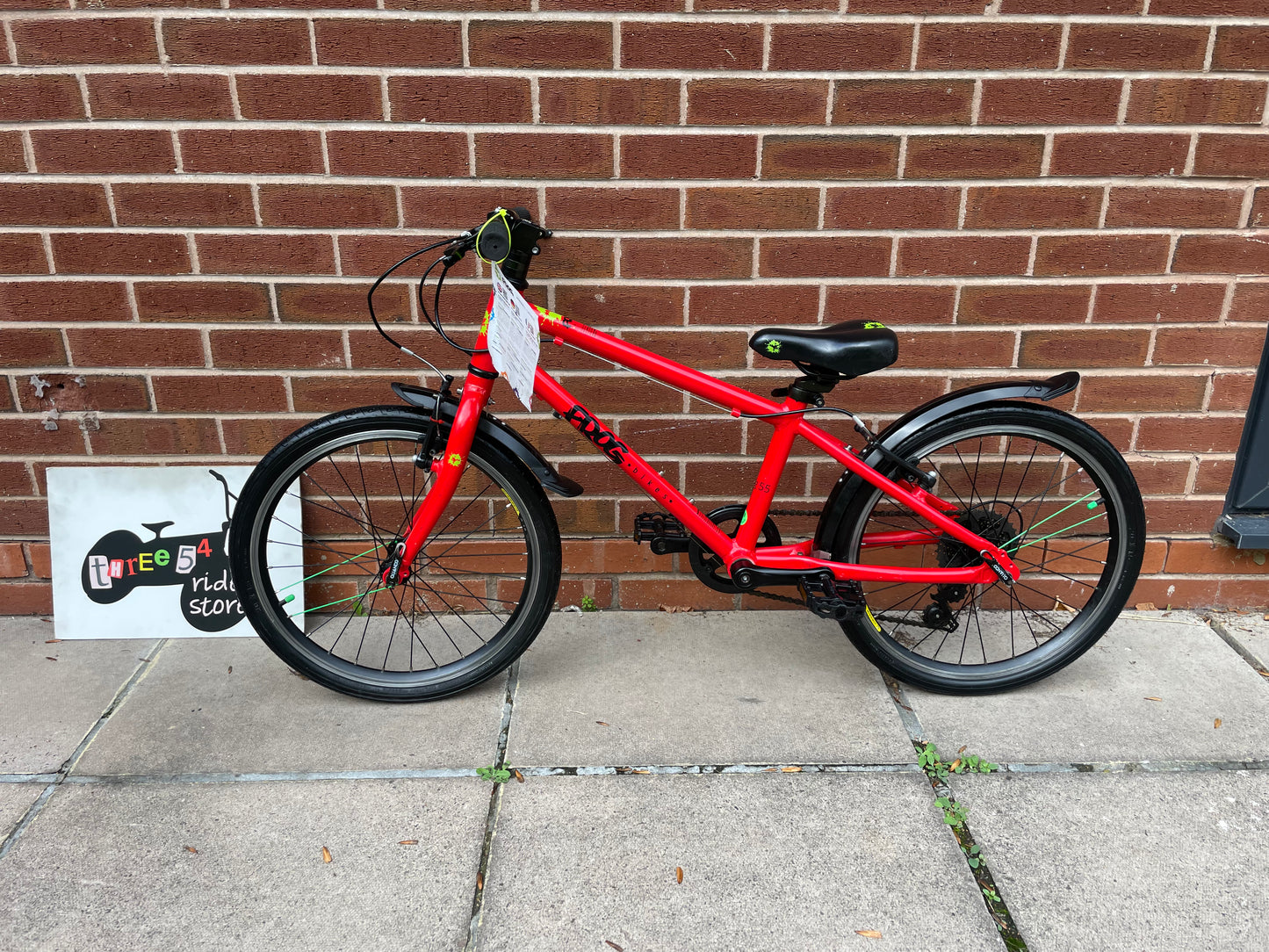 A Pre Loved Frog Bike For Sale, Red Frog 55, 20” wheels, 8 speed, V brakes, mudguards, very lightweight, nationwide delivery is available.