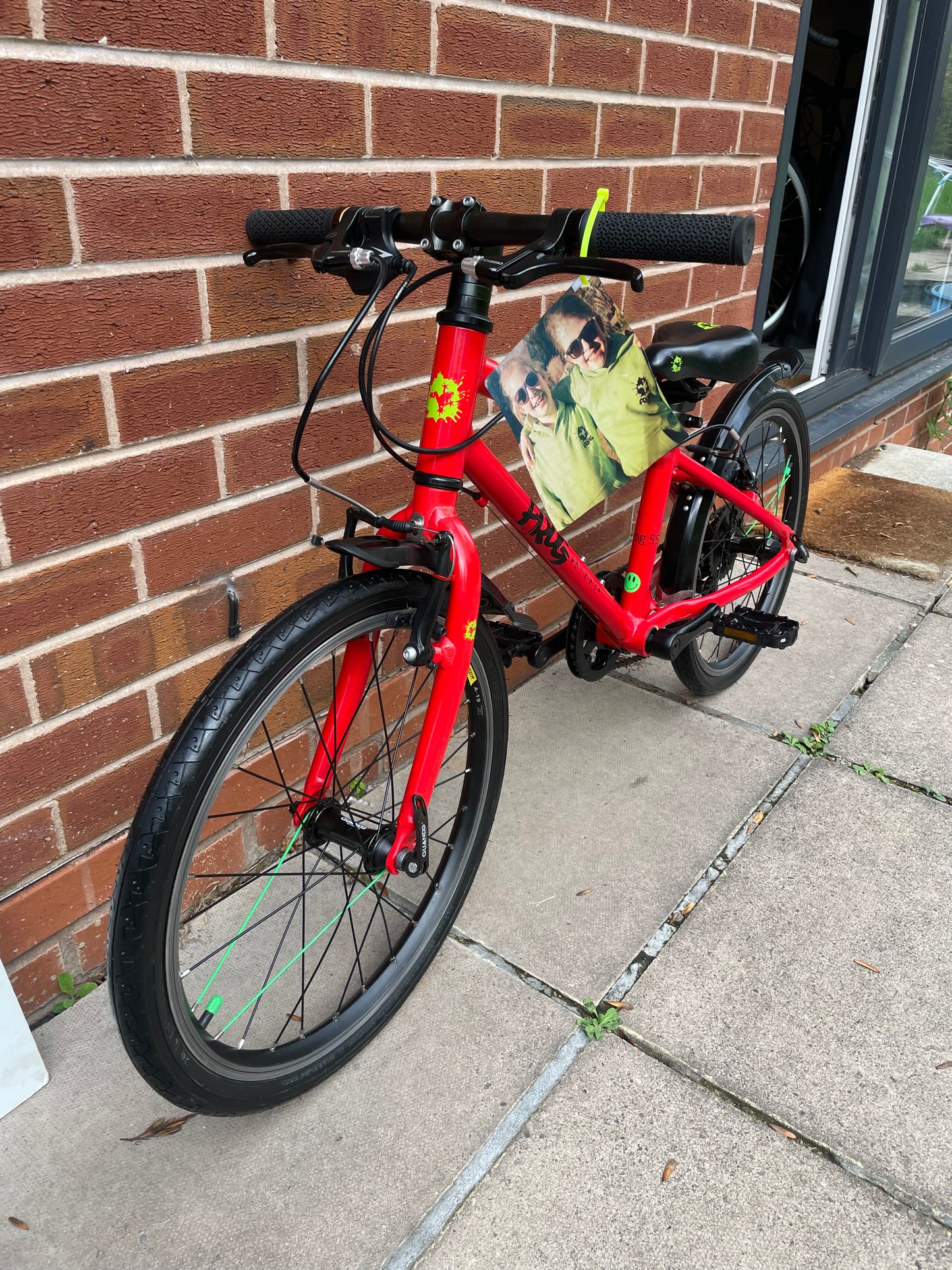 A Pre Loved Frog Bike For Sale, Red Frog 55, 20” wheels, 8 speed, V brakes, mudguards, very lightweight, nationwide delivery is available.