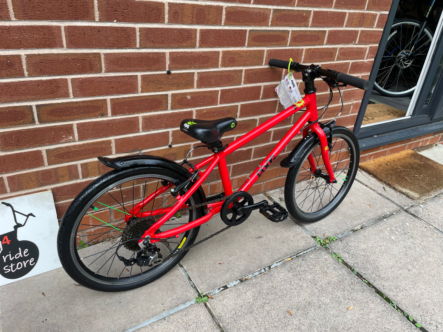 A Pre Loved Frog Bike For Sale, Red Frog 55, 20” wheels, 8 speed, V brakes, mudguards, very lightweight, nationwide delivery is available.