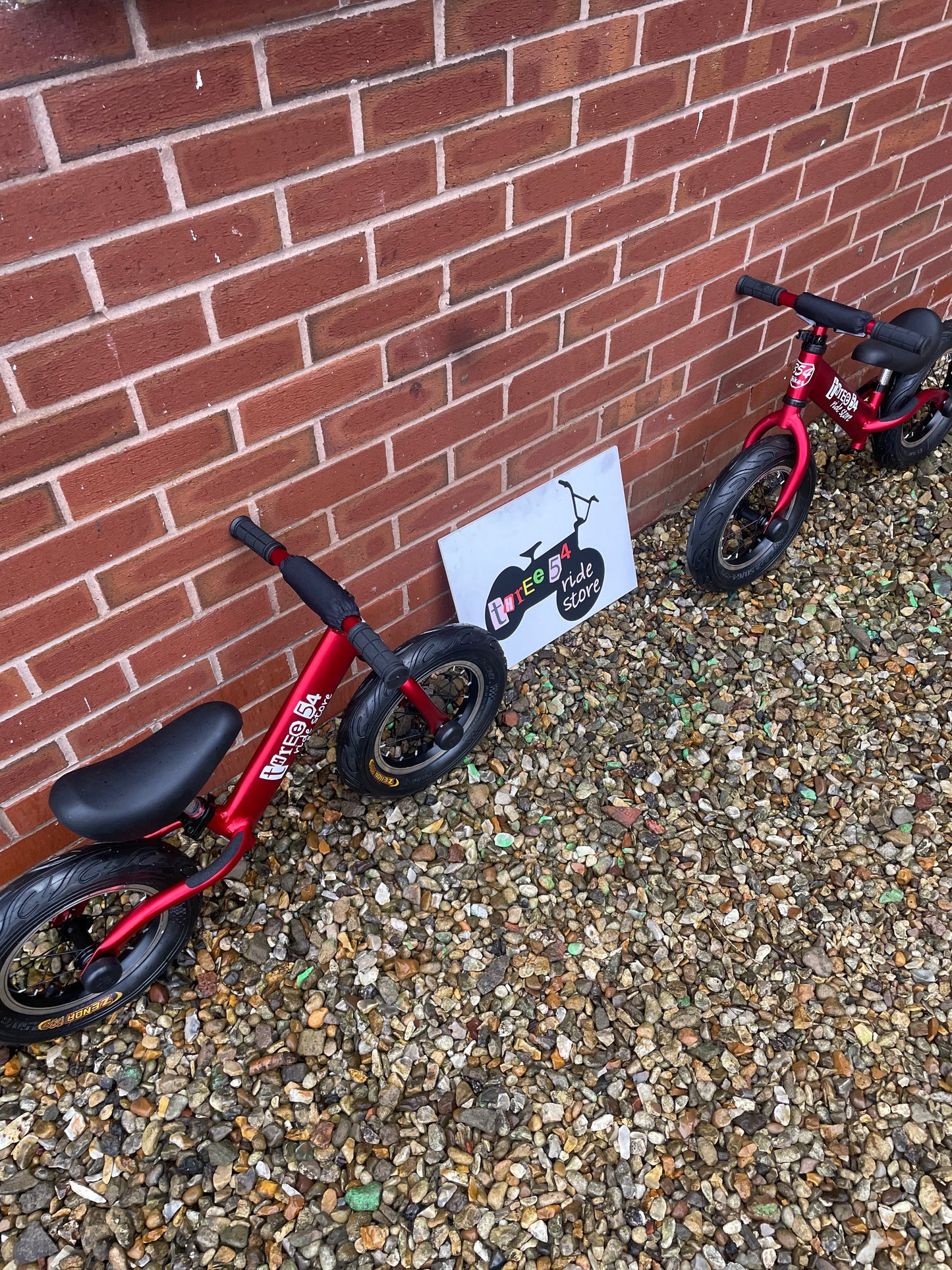Brand New Three54 ride store balance bikes 354 Bikes lightweight aluminium frame, ballon tyres, quick release handlebar and seat height.