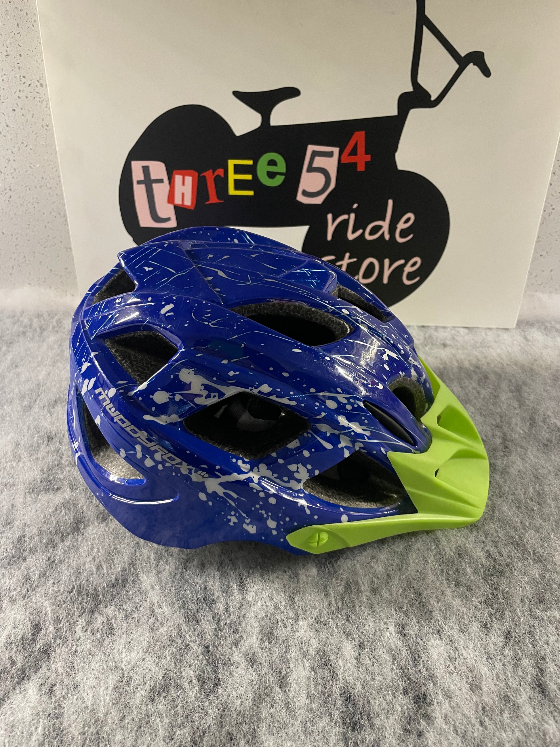 Muddyfox mountain bike helmet blue and green Medium 52cm 56cm