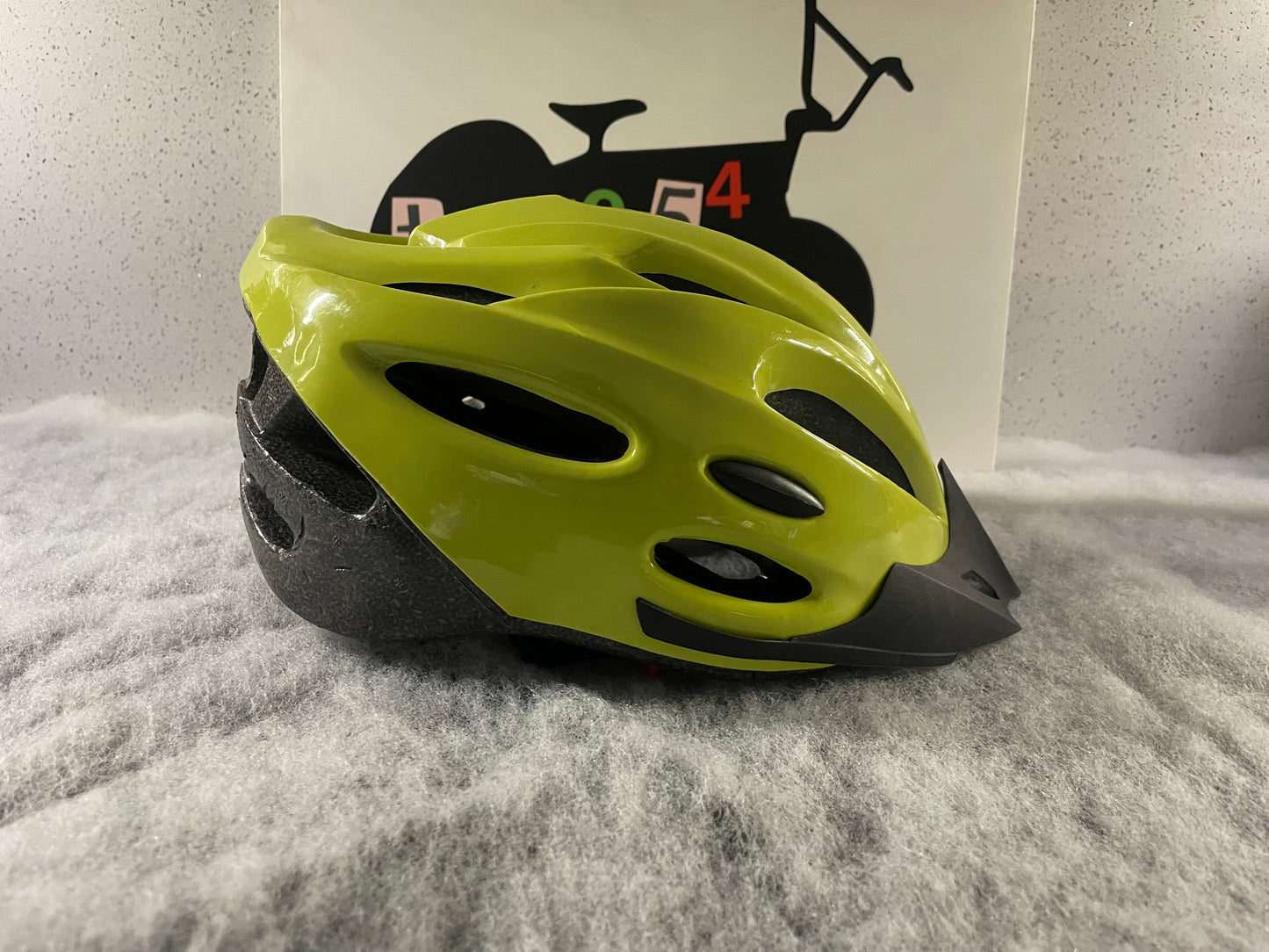 Three54 ride store bicycle helmet, green and grey, Large.