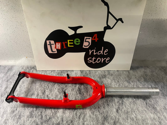 Frog Bike Front Forks to fit 20” wheel 52, 53, 55 models Red. Brand new.