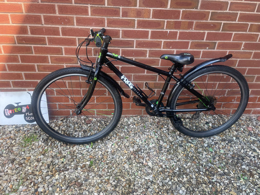 A Pre Loved Frog Bike For Sale, Black Frog 69 Hybrid Bike, 26” wheels, 8 Speed, V brakes, mudguards, bottle cage, very lightweight, 3 month warranty, nationwide delivery is available.