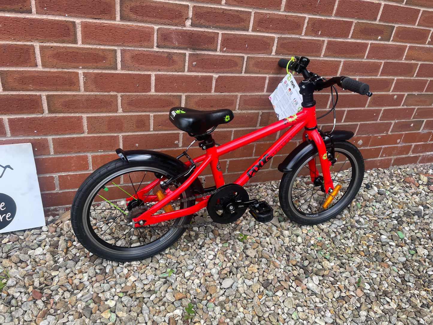 A Pre Loved Frog Bike For Sale, Red Frog 48 first pedal bike, 16” wheels, V brakes, mudguards, padded seat, very lightweight, 3 month warranty, nationwide delivery is available.