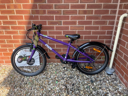 A Pre Loved Frog Bike For Sale, Purple Frog 55 Hybrid bike, 20” wheels, 8 speed, V brakes, mudguards, very lightweight, 3 months warranty, nationwide delivery is available.