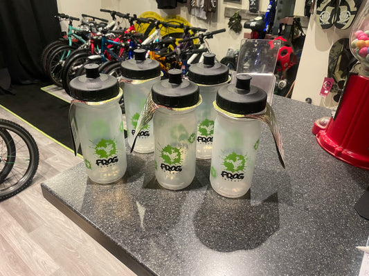 Frog Bike Water Bottle, eco friendly, environmentally friendly bicycle drinks bottle.