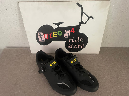 Mavic Aksium elite3 road shoes UK8 brand new ex display, LAST PAIR