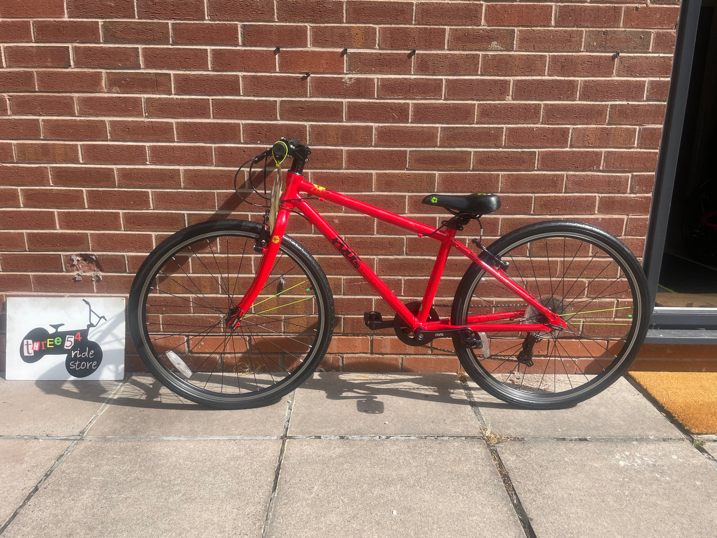 A Pre Loved Frog Bike For Sale, Red Frog 69, 26” wheels, 8 gears, V brakes, very lightweight, 3 months warranty, nationwide delivery is available.