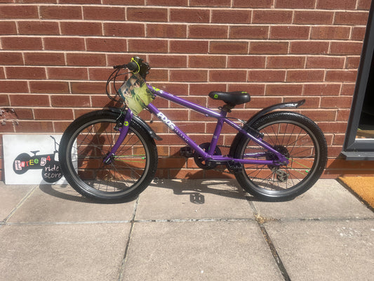 A Pre Loved Frog Bike For Sale, Purple Frog 55, 20” wheel hybrid bicycle, 8 gears, V brakes, brand new seat, mudguards, 3 months warranty, nationwide delivery is available.