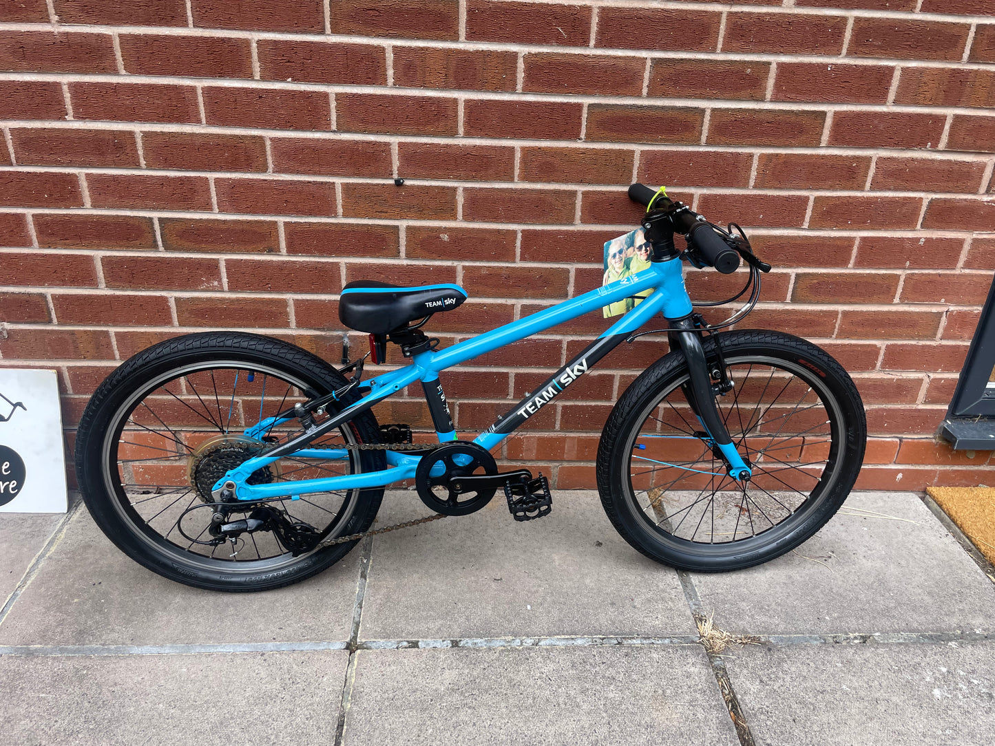 A Pre Loved Frog Bike For Sale, Team Sky Frog 52, 20” wheels, 8 gears, V brakes, very lightweight, nationwide delivery is available.