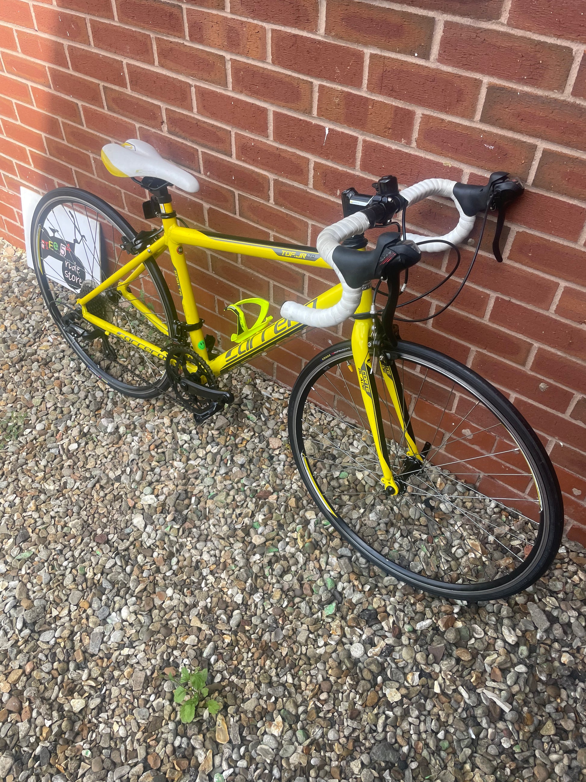 A Refurbished Carrera TDF jr Ltd edition 650 x 23c Road Bike 41cm frame stunning bike perfect triathlon bike time trial bike training bike