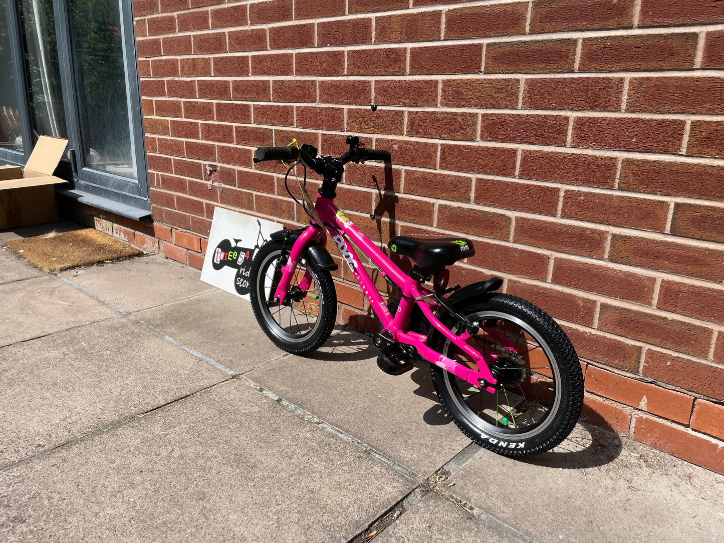 A Pre Loved Frog Bike For Sale, Pink Frog 40 first pedal bike, 14” wheels, V brakes, padded seat, very lightweight, nationwide delivery is available.