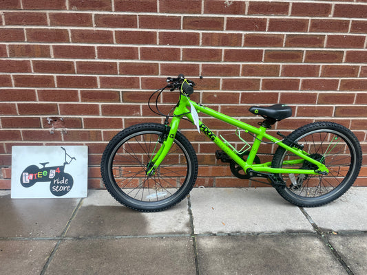 A Pre Loved Frog Bike For Sale, Green Frog 52, 20” wheels, 8 speed, V brakes, bottle cage, very lightweight, nationwide delivery is available.