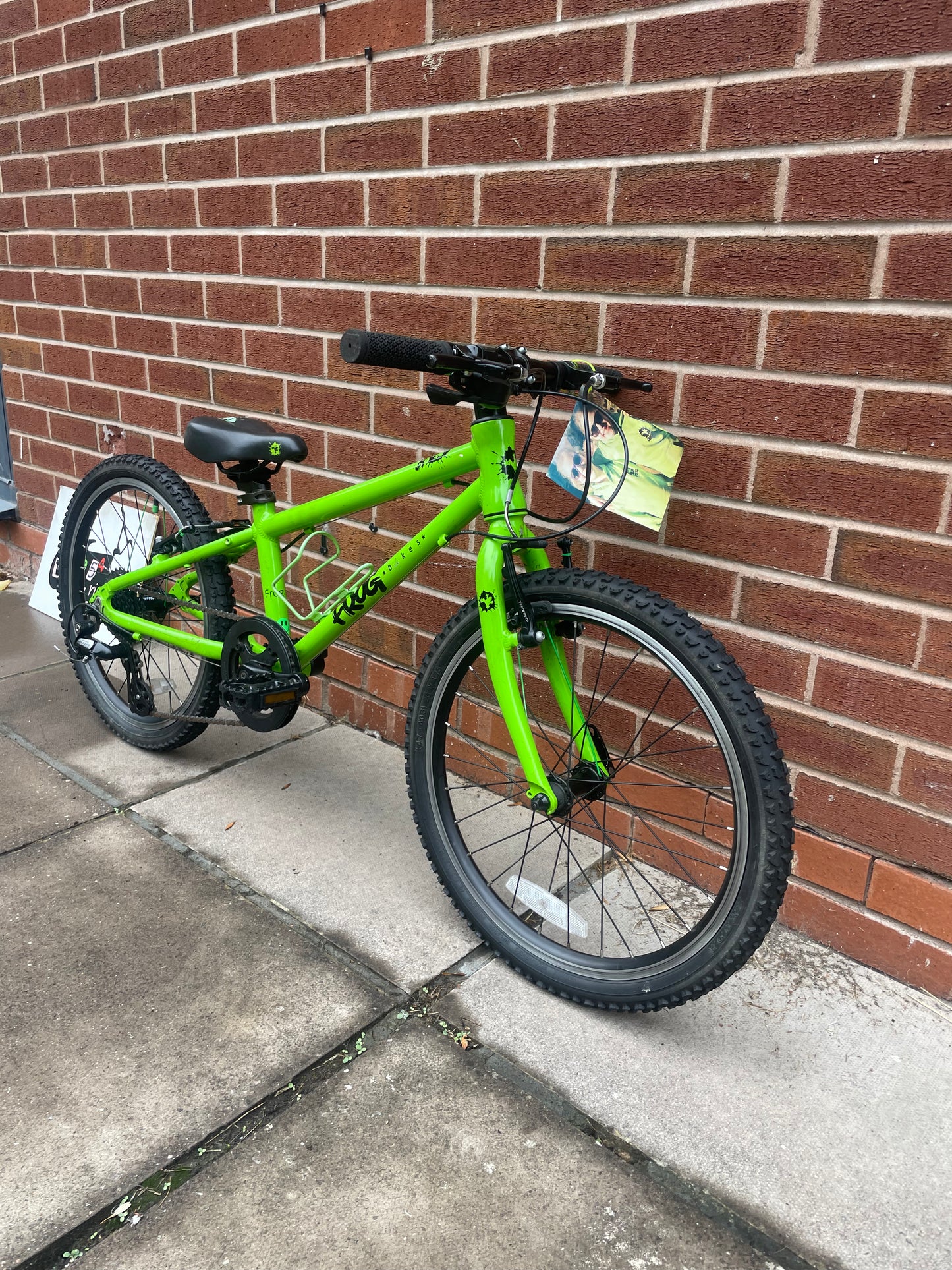 A Pre Loved Frog Bike For Sale, Green Frog 52, 20” wheels, 8 speed, V brakes, bottle cage, very lightweight, nationwide delivery is available.