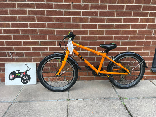 A Pre Loved Frog Bike For Sale, Orange Frog 55, lightweight children’s bicycle, 20” wheels, 8 speed, V brakes, mudguards, nationwide delivery is available.