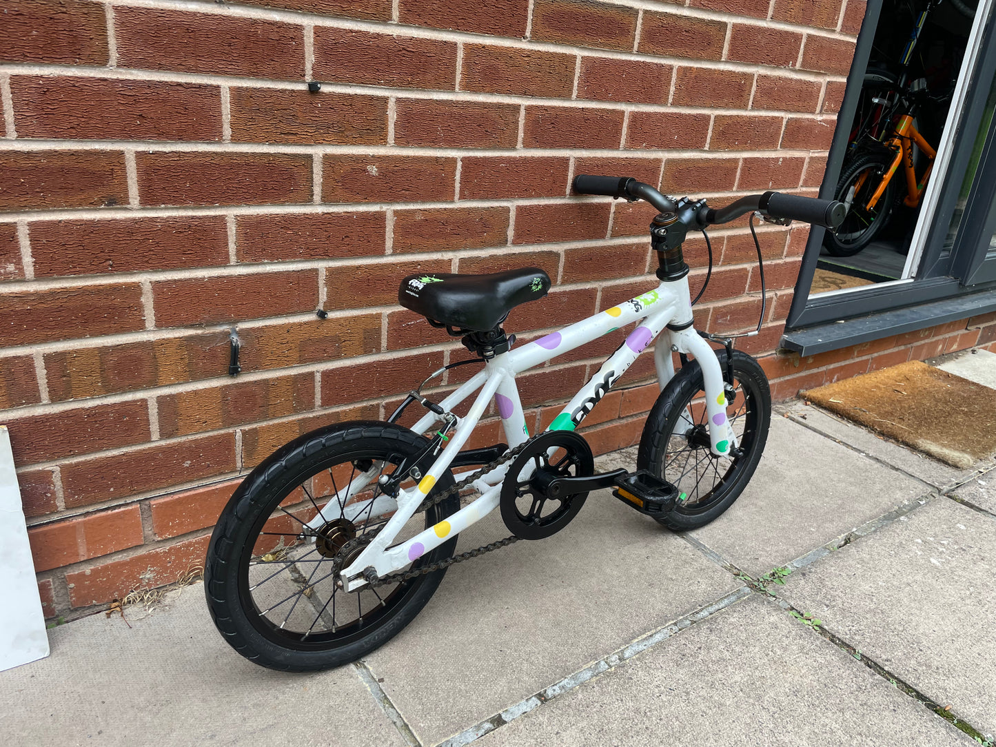 A Pre Loved Frog Bike For Sale, 14” wheel first pedal bike, white/spotty Frog Bike, padded seat, V brakes, very lightweight, nationwide delivery is available. Frog 43 Frog 40 Frog 38