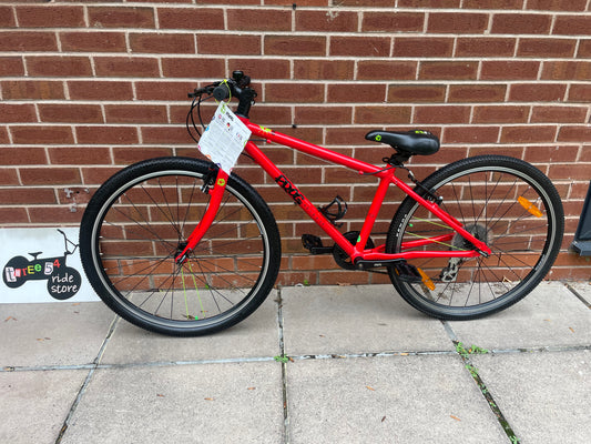 A Pre Loved Frog Bike For Sale, Red Frog 69, 26” wheels, 8 speed, V brakes, bottle cage, very lightweight, nationwide delivery is available.